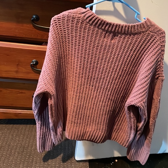 Hippie Rose Mauve/Pink soft knit sweater. Never worn. - Picture 3 of 3
